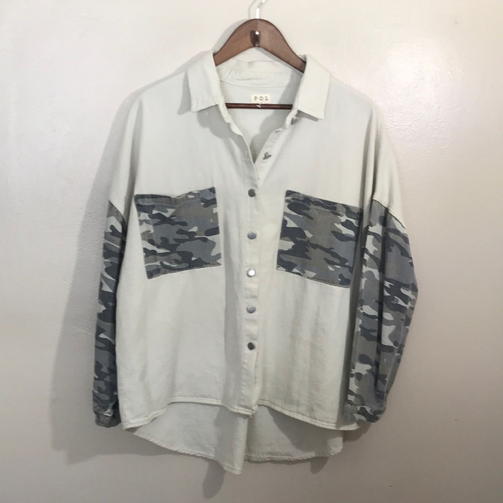 NEW POL‎ Oversized Denim Camo Shirt